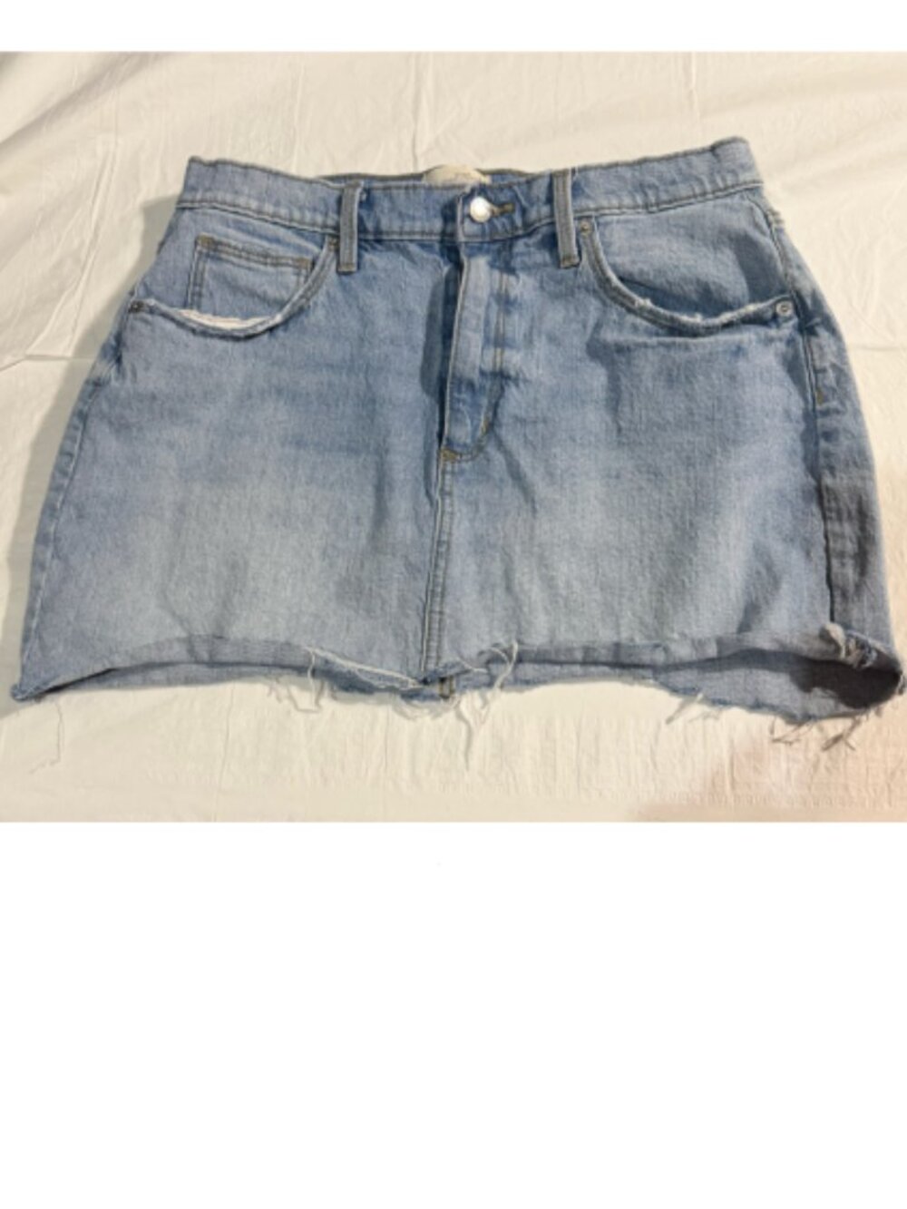 Universal Threads - Distressed Denim Mini-Skirt - SIZE 10